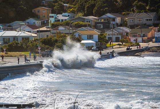 Big swell in Wellington South Coast caused by a storm surge.