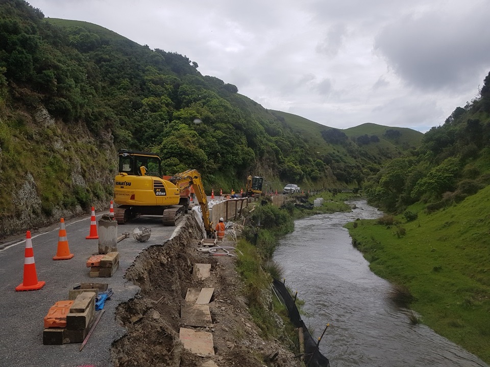 Contractors carrying out flood-proofing treatment at Takarau Gorge.