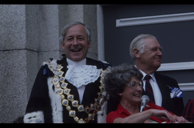 Former Wellington Mayor Sir Michael Fowler dies