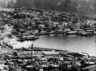 Archive image of the destructor in Wellington Harbour.