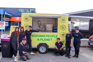 FillGood truck and team.