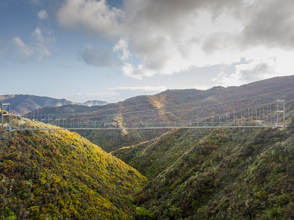 Swing bridge between two mountains in Makara.