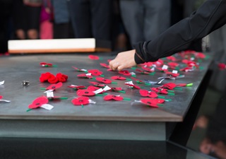 Poppies being laid at the Pukeahu National War Memorial Park.