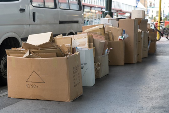 Wheelie bins, bags, crates and skips - Council rubbish bags - Wellington  City Council