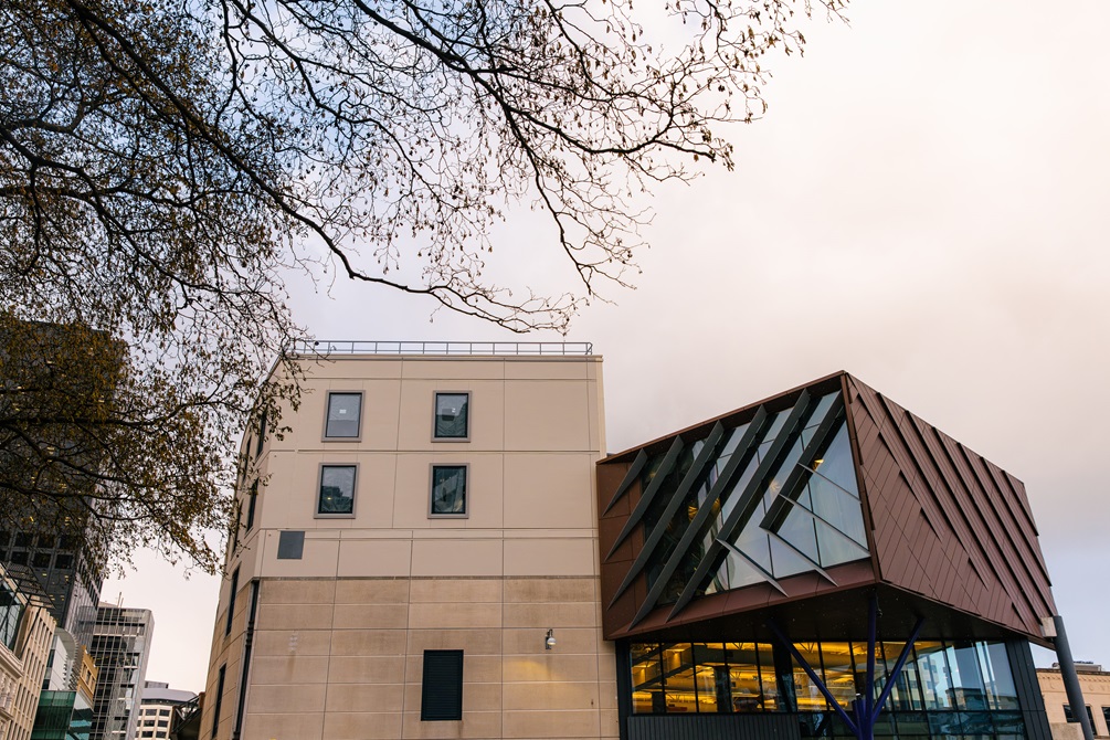 Te Matapihi ki te Ao Nui Central Library from Civic Square