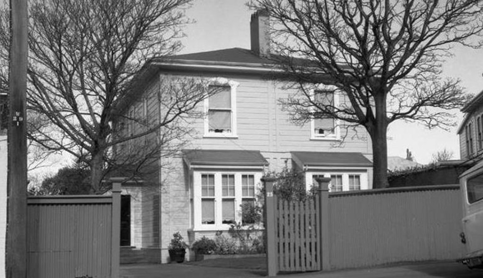 Black and white photograph of Katherine Mansfield house and garden. 