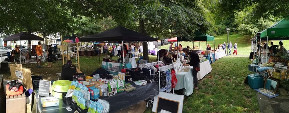 Stalls at Aro Valley Fair in the park