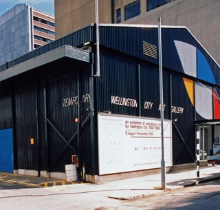 A photo of the outside of the temporary City Gallery building on Chews Lane.