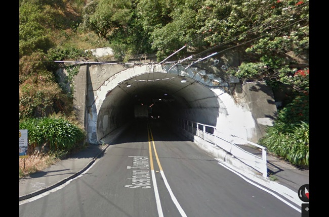 Traffic signals to be installed at Seatoun Tunnel